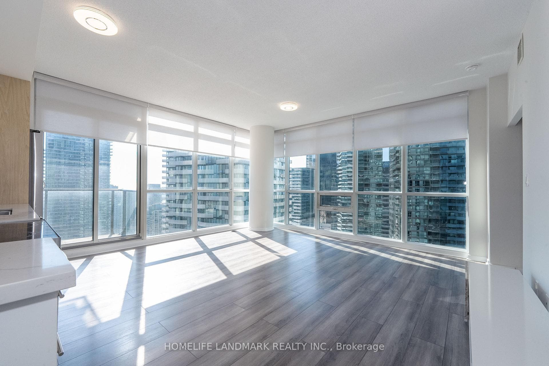 55 Bremner Boulevard Unit 3307 photo 27