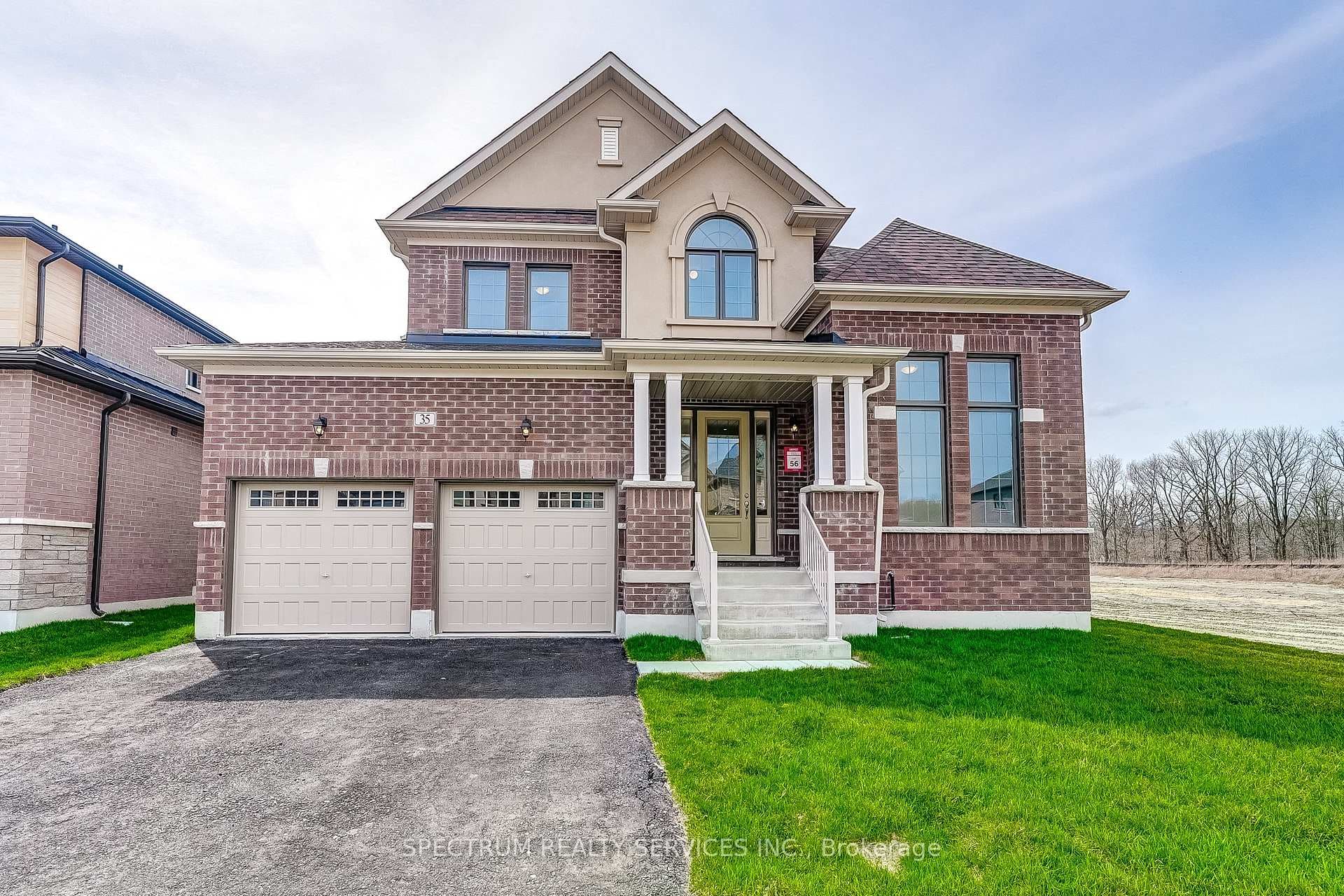 35 Dore Drive photo 1
