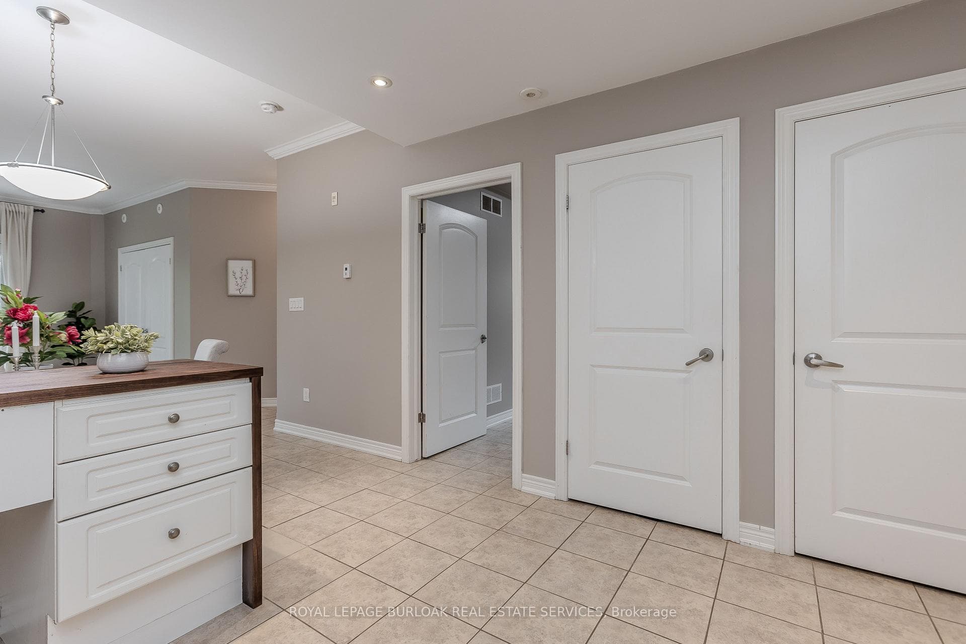 6928 Ailanthus Avenue Unit 104 photo 21
