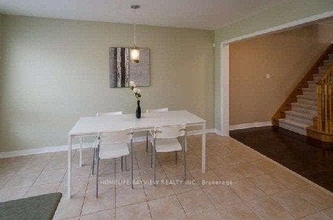 10 Selkirk Drive photo 13
