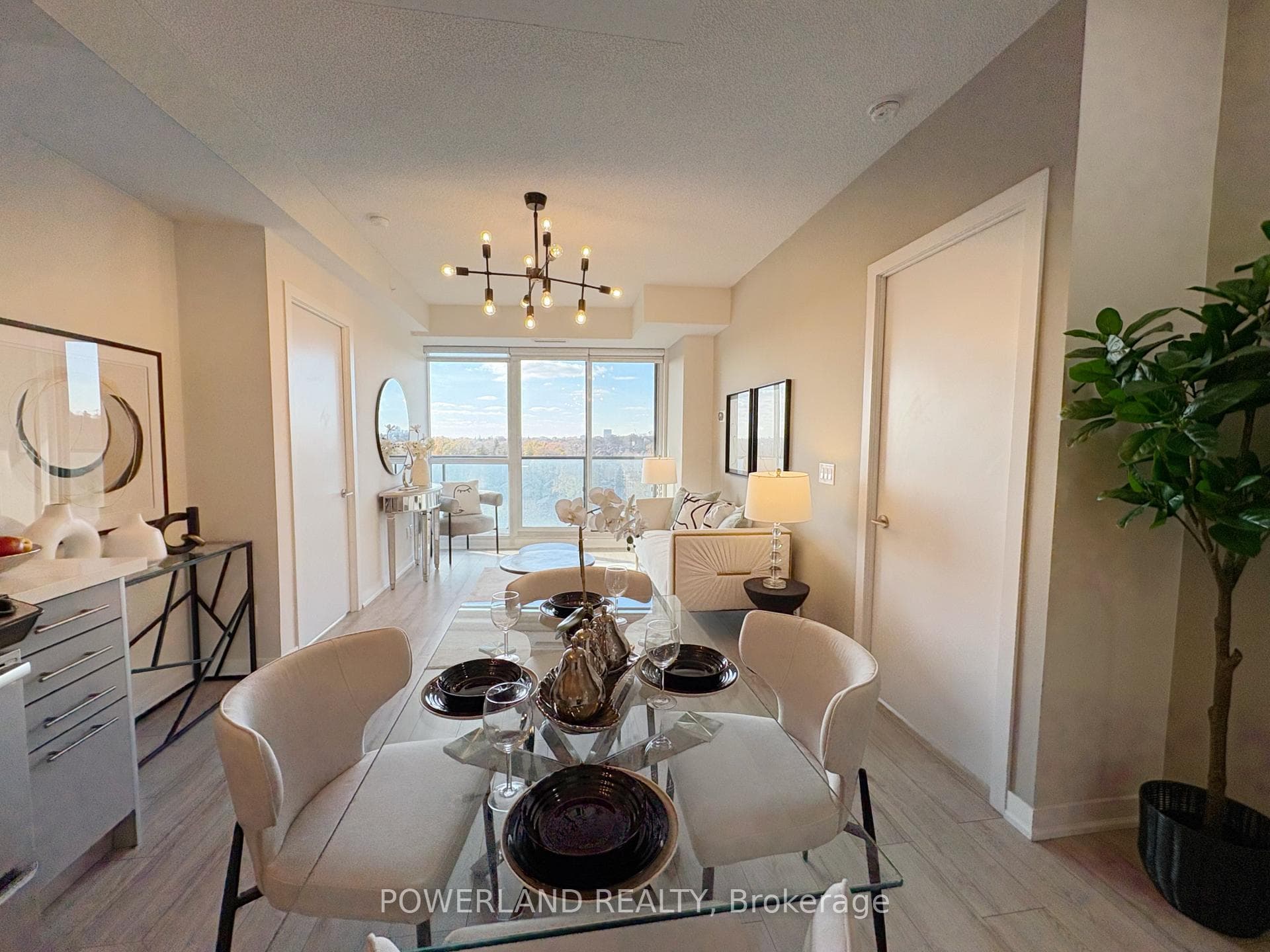 60 Berwick Avenue Unit 1105 photo 2