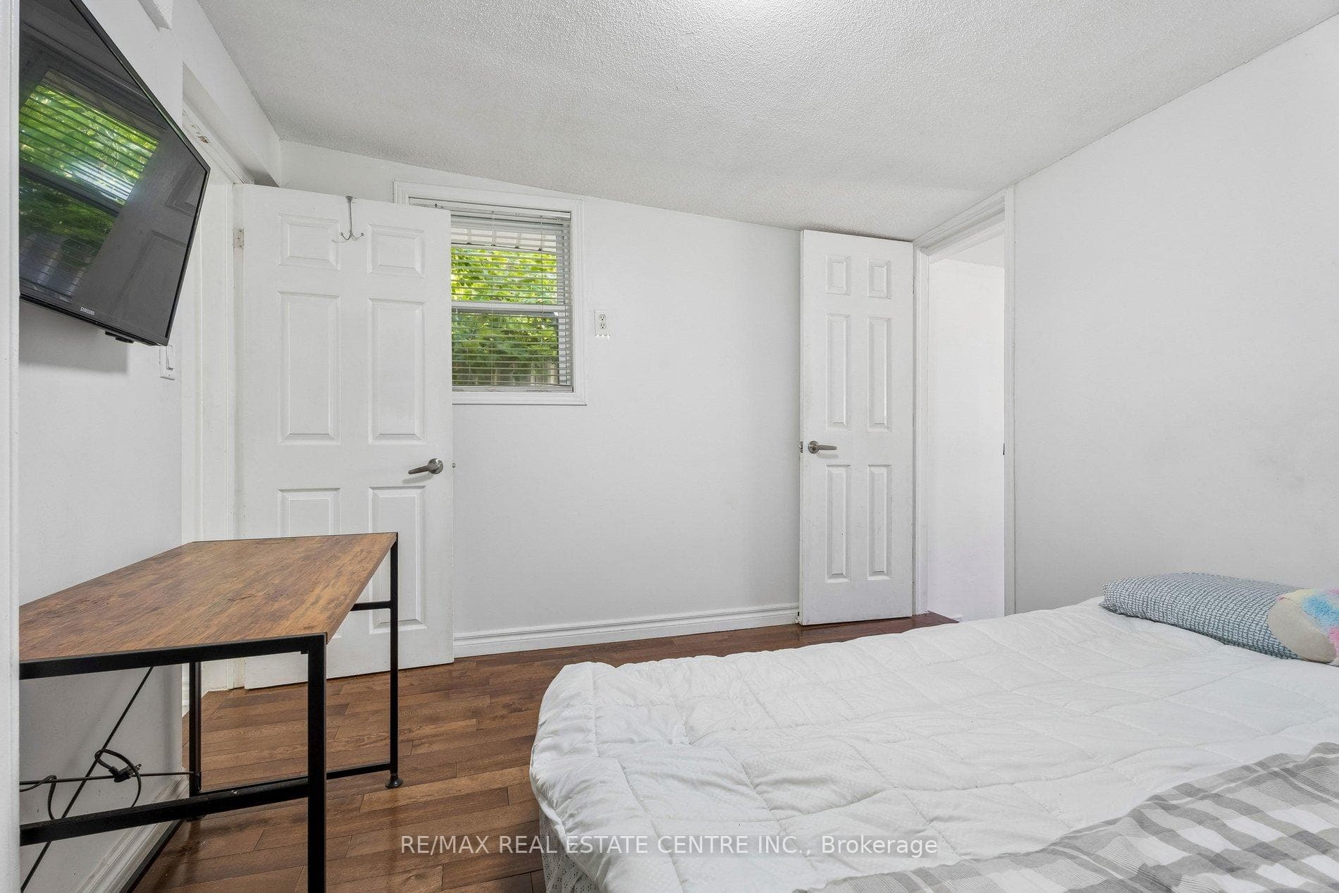 43 Whitfield Avenue photo 34