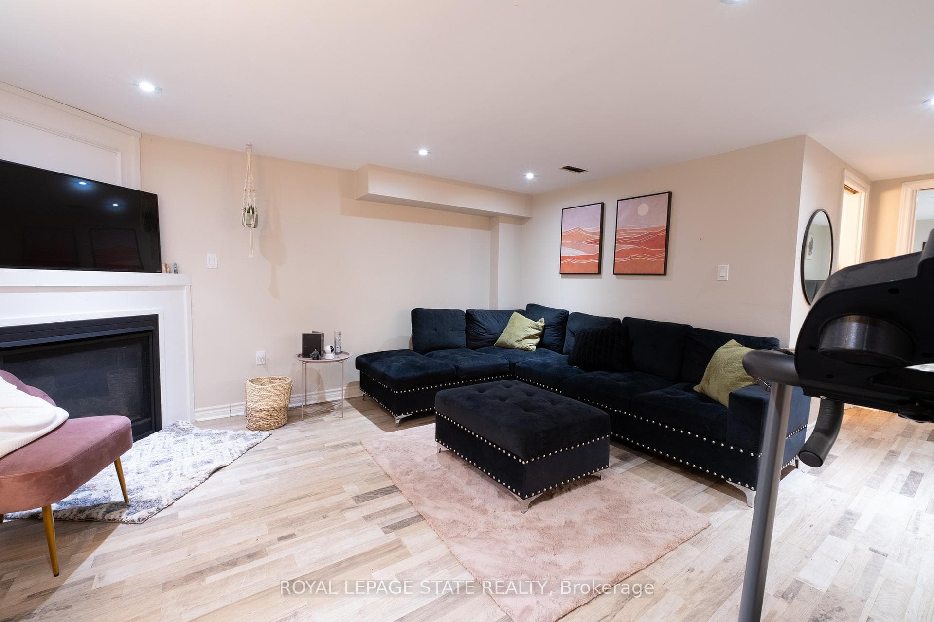 247 Mcneilly Road photo 27