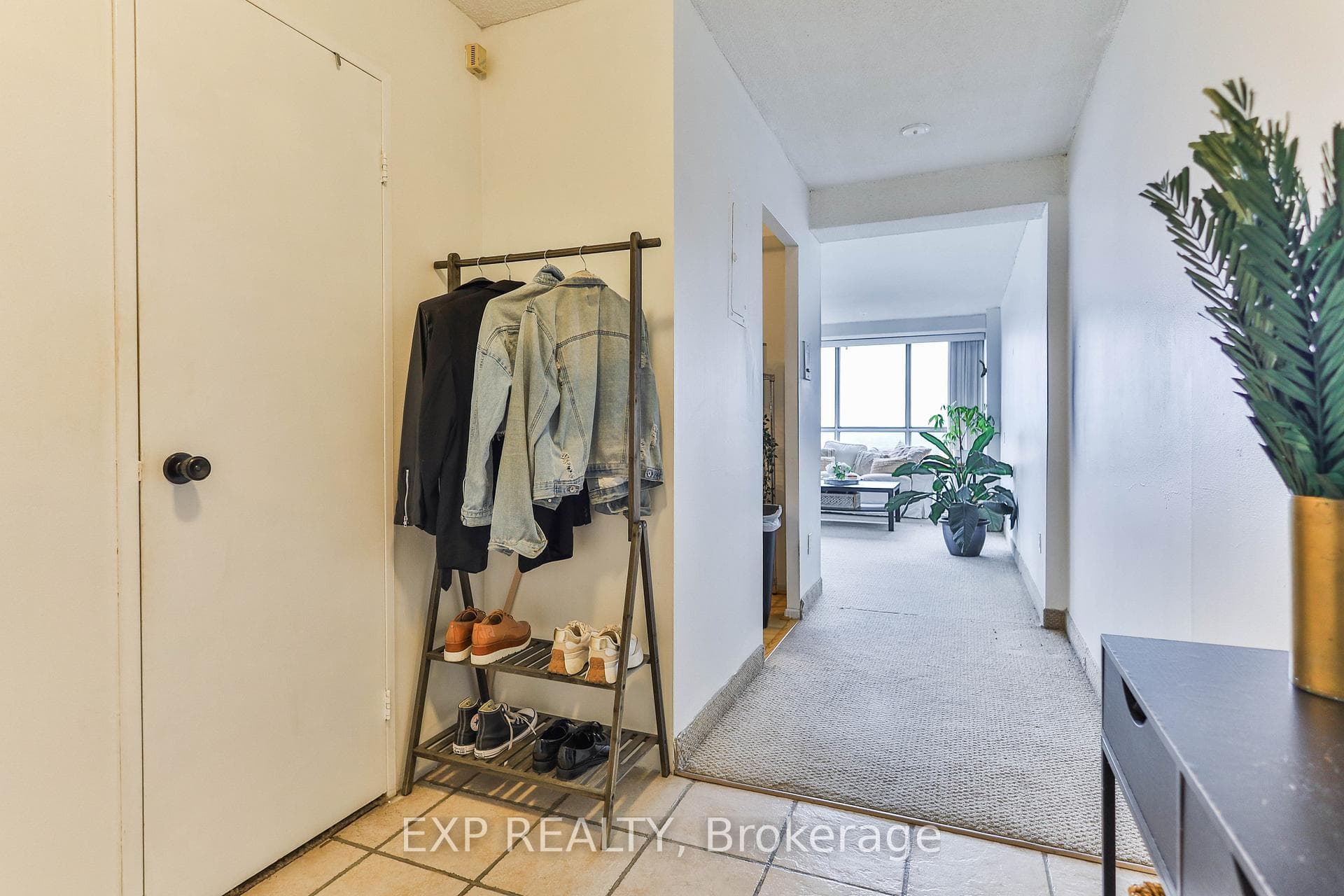150 Charlton Avenue Unit 1102 photo 5