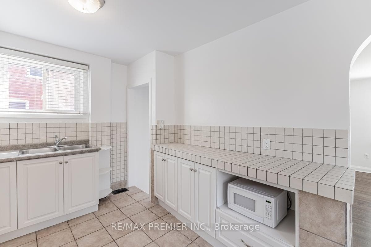 58 Joseph Street Unit Main photo 13
