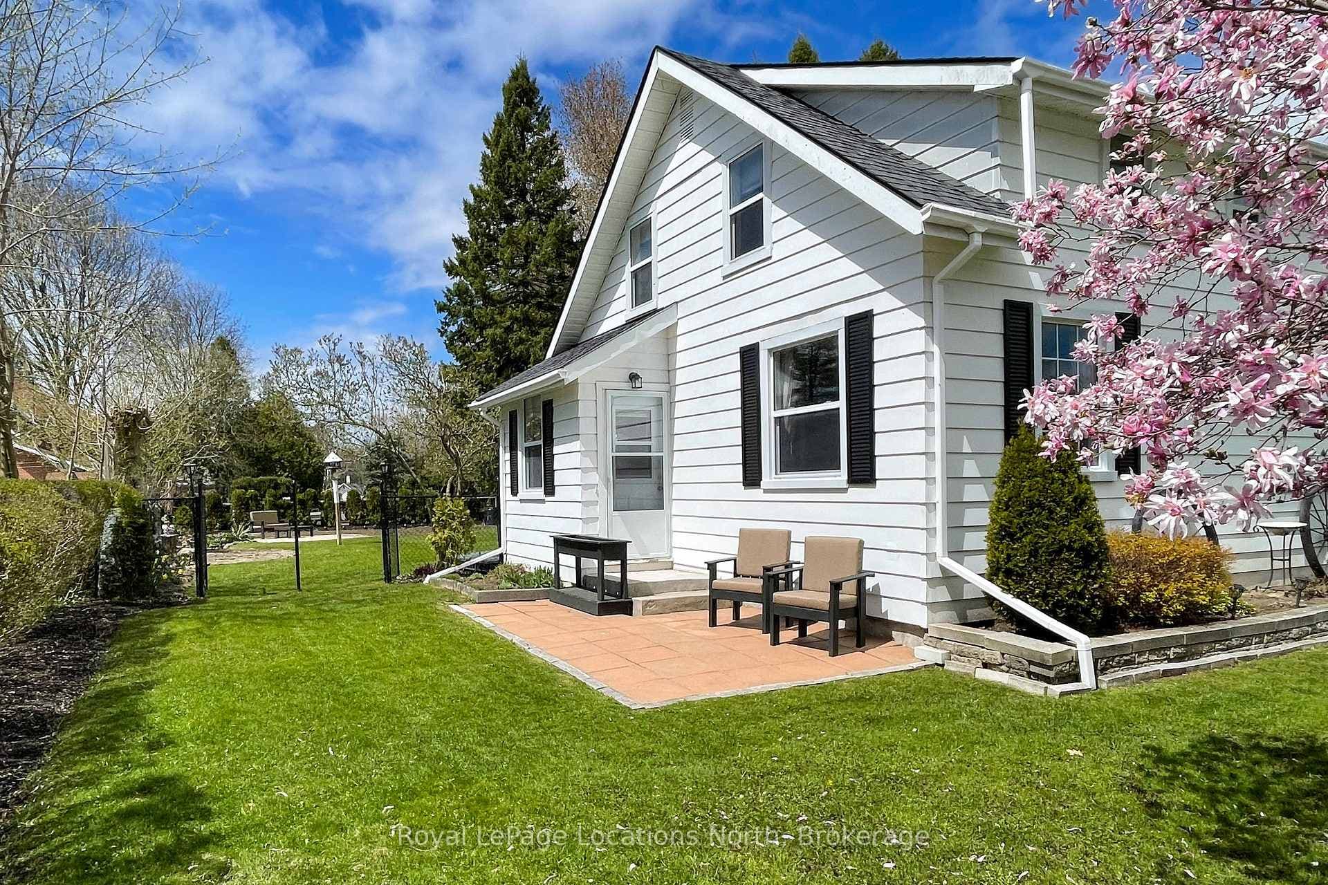 359402 Grey Rd 15 Road photo 4