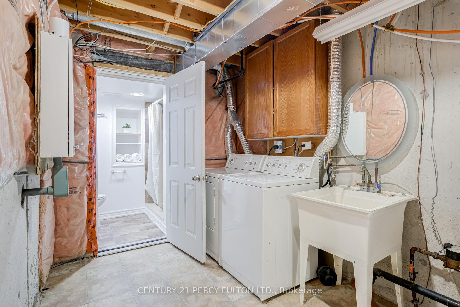 366 Strouds Lane photo 38