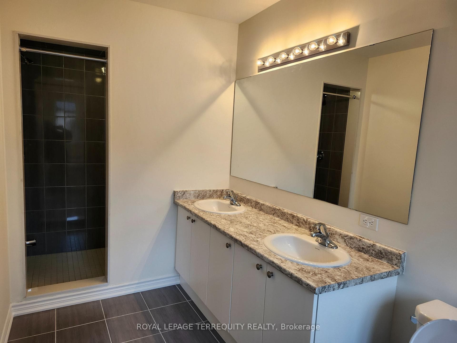 1145 Cameo Street photo 29