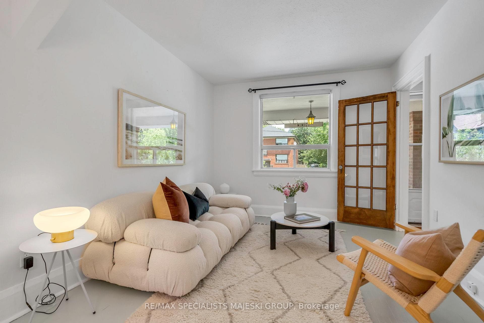62 Superior Avenue photo 5