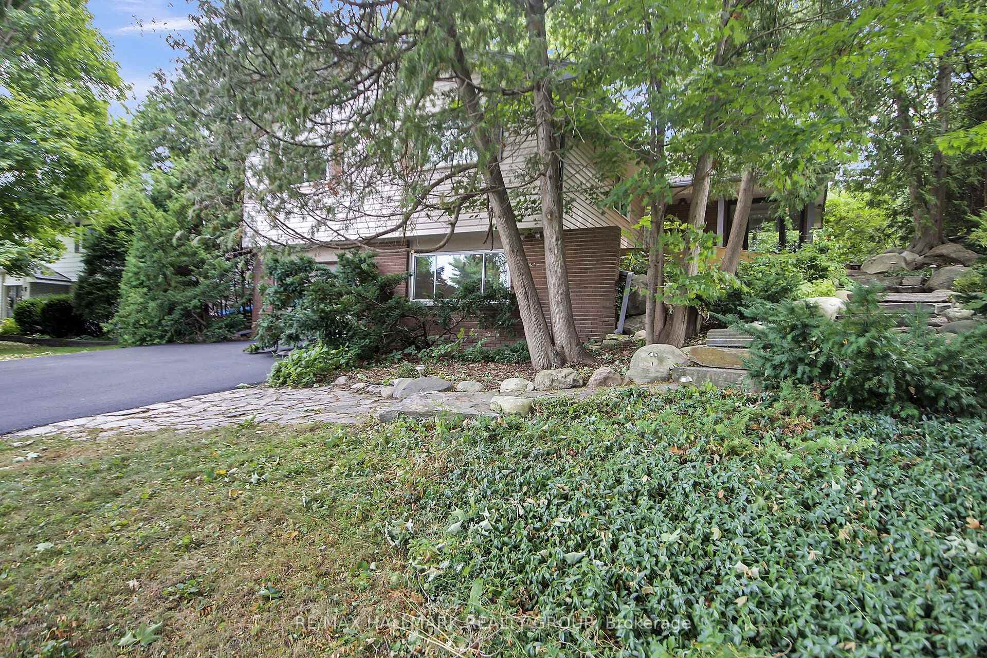 40 Foothills Drive photo 2