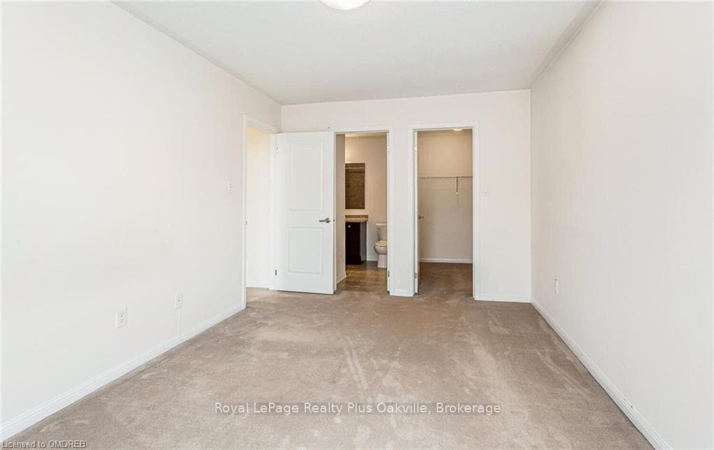 243 SEPTIMUS Heights photo 30