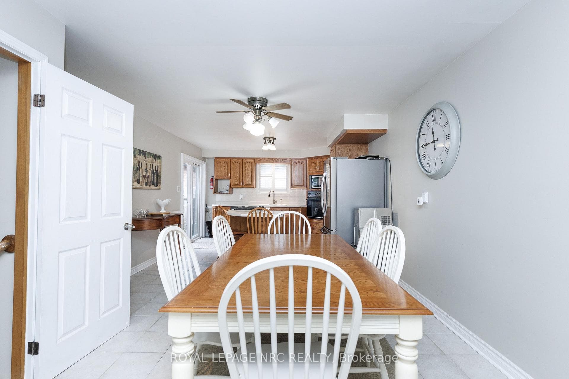 Eat In Kitchen