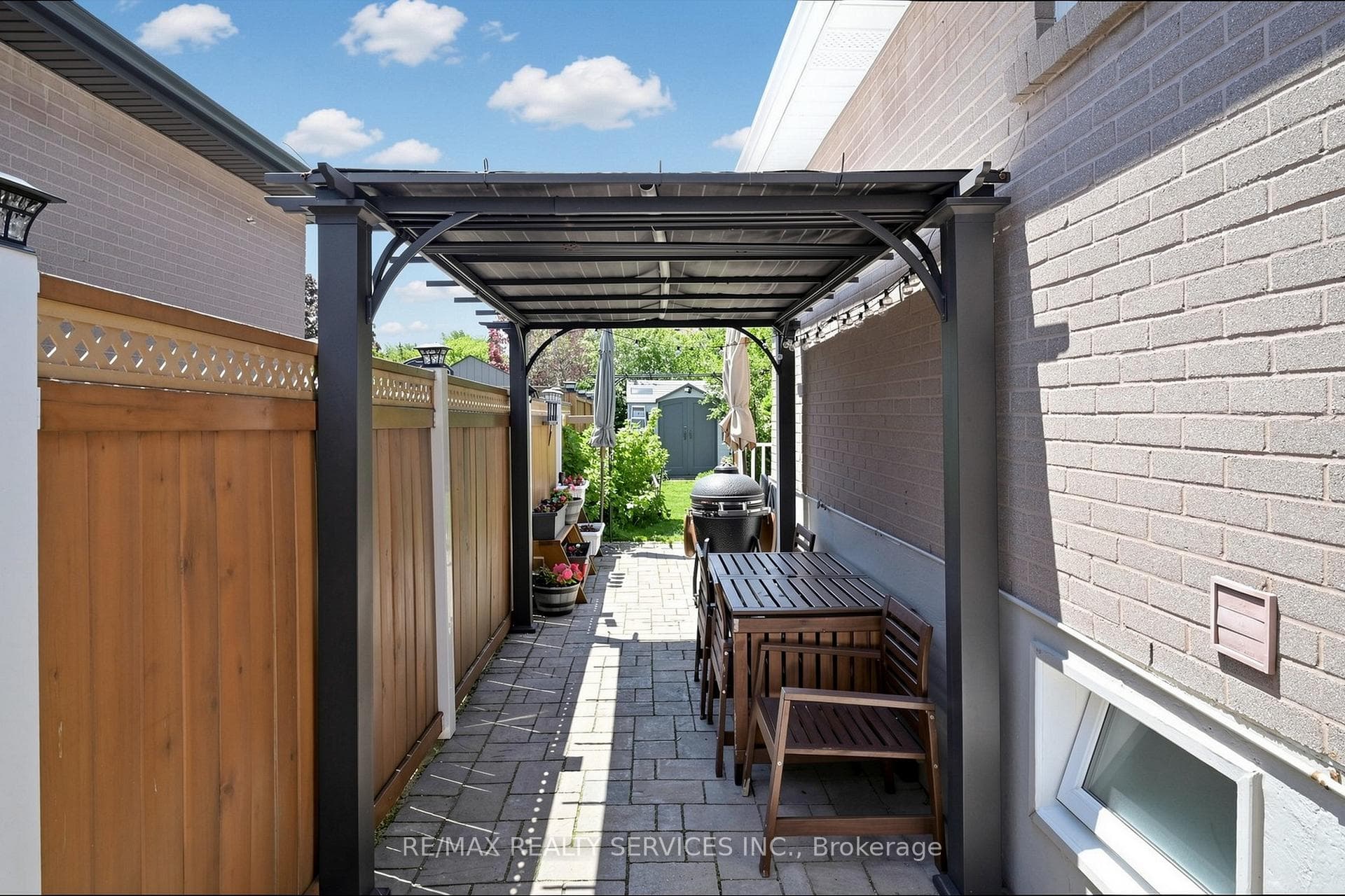 36 Glenvale Boulevard photo 47