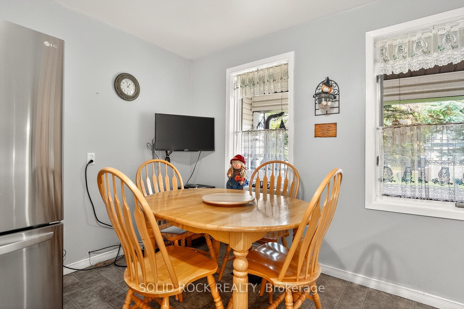 1262 Rodney Lane photo 7