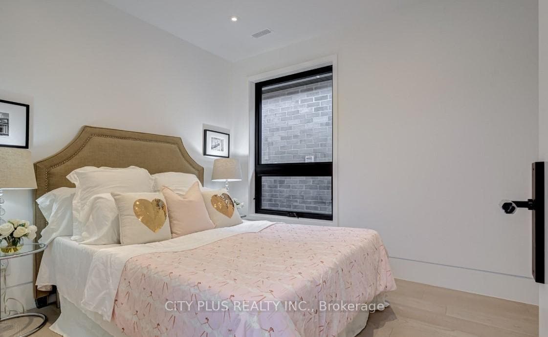 119 Glengrove Avenue photo 19