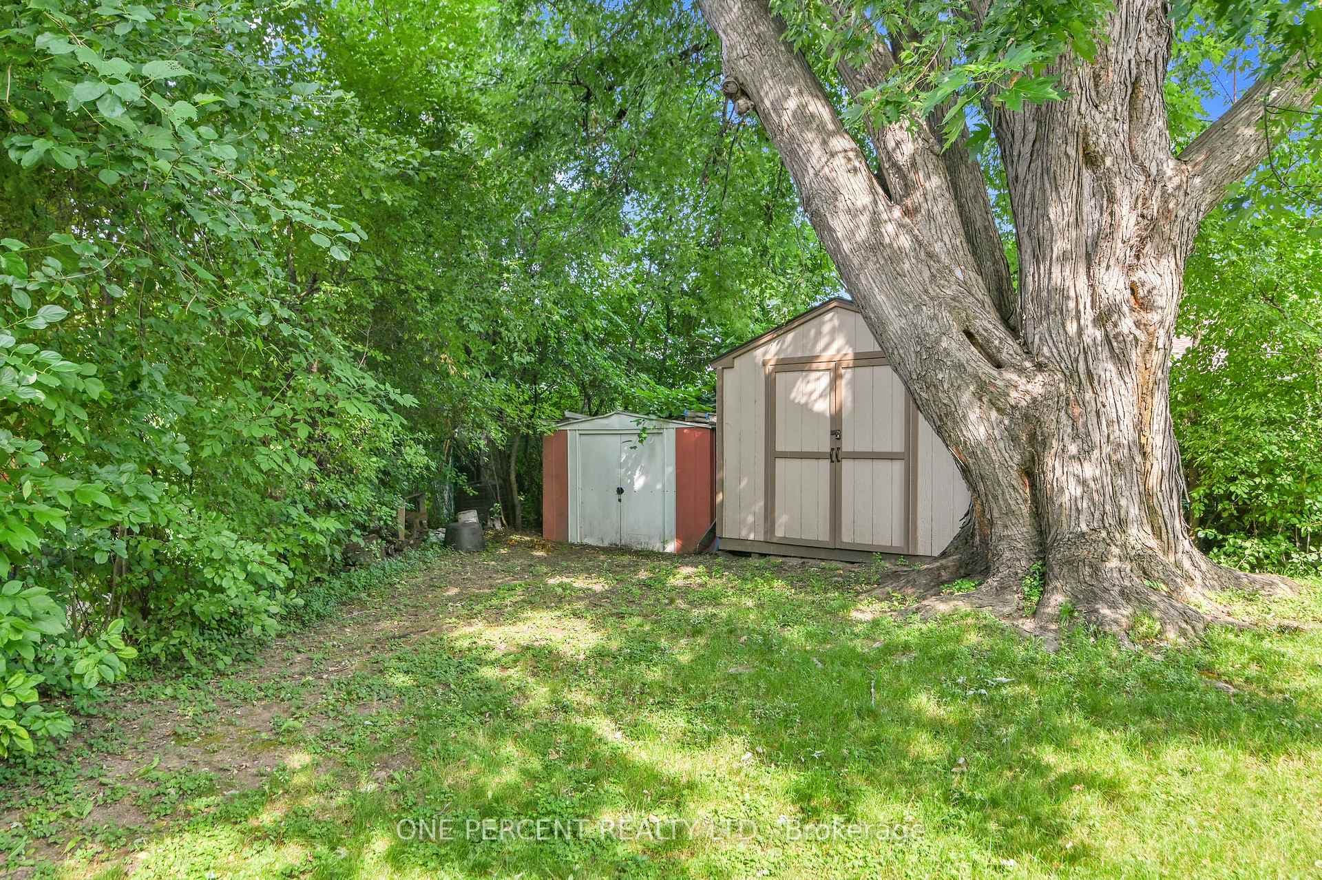 1244 Joyce Crescent photo 34