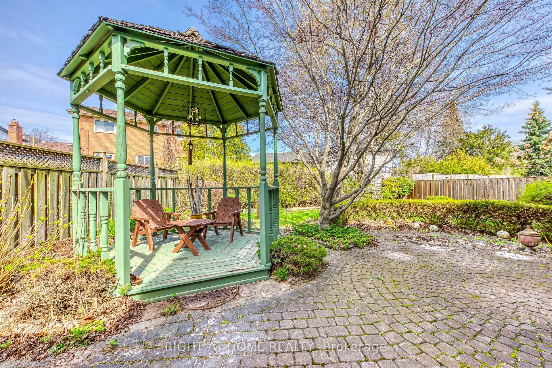 2125 Varency Drive Unit Upper photo 32
