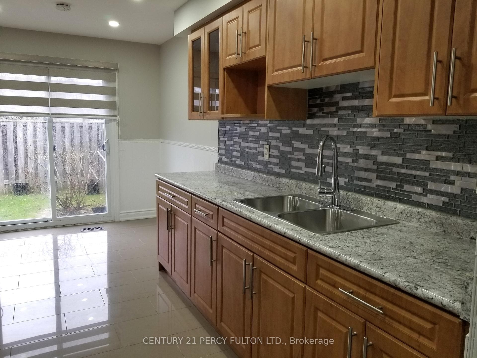 540 Dorchester Drive Unit 39 photo 10