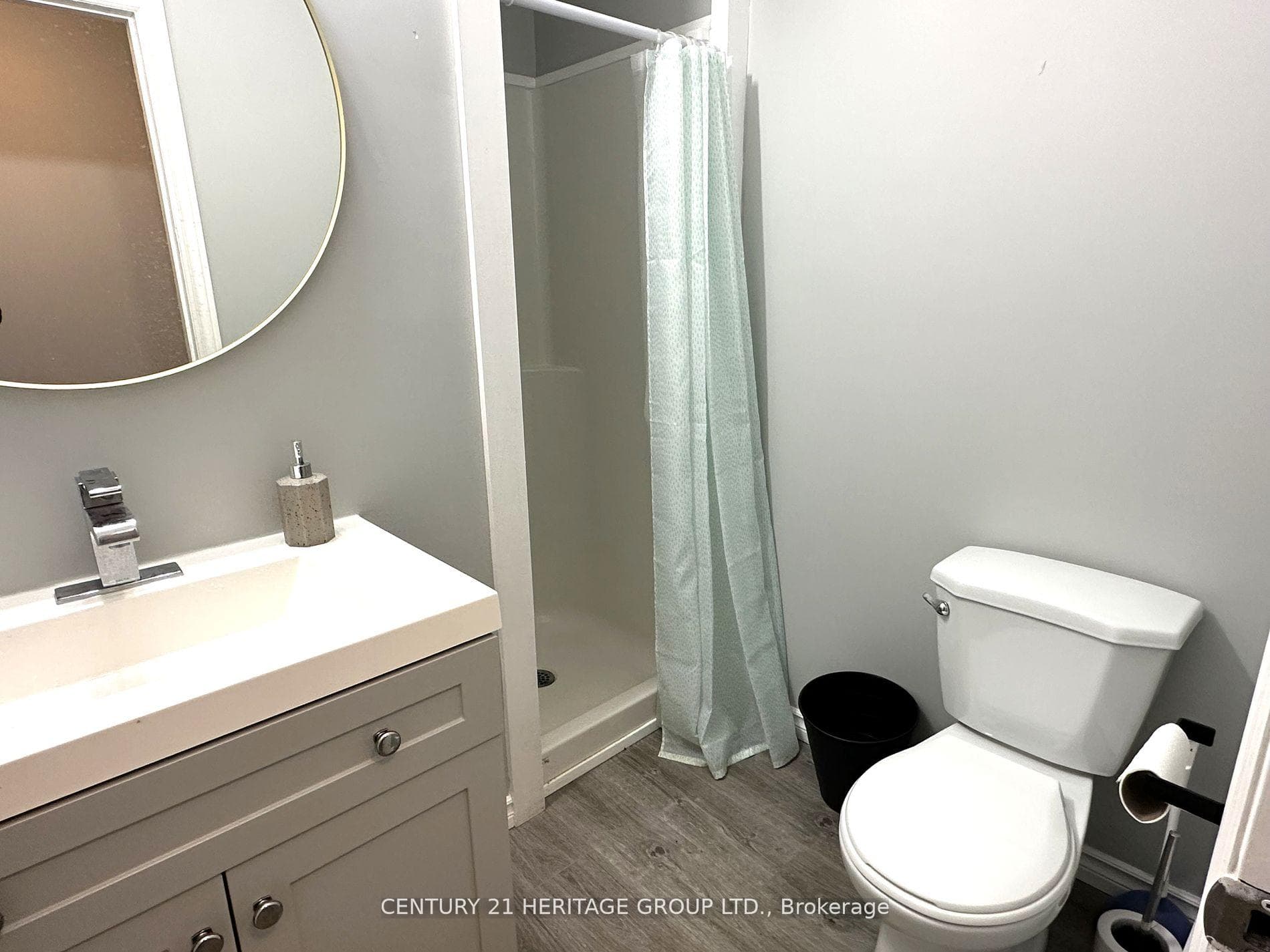 5002 Victoria Avenue photo 22