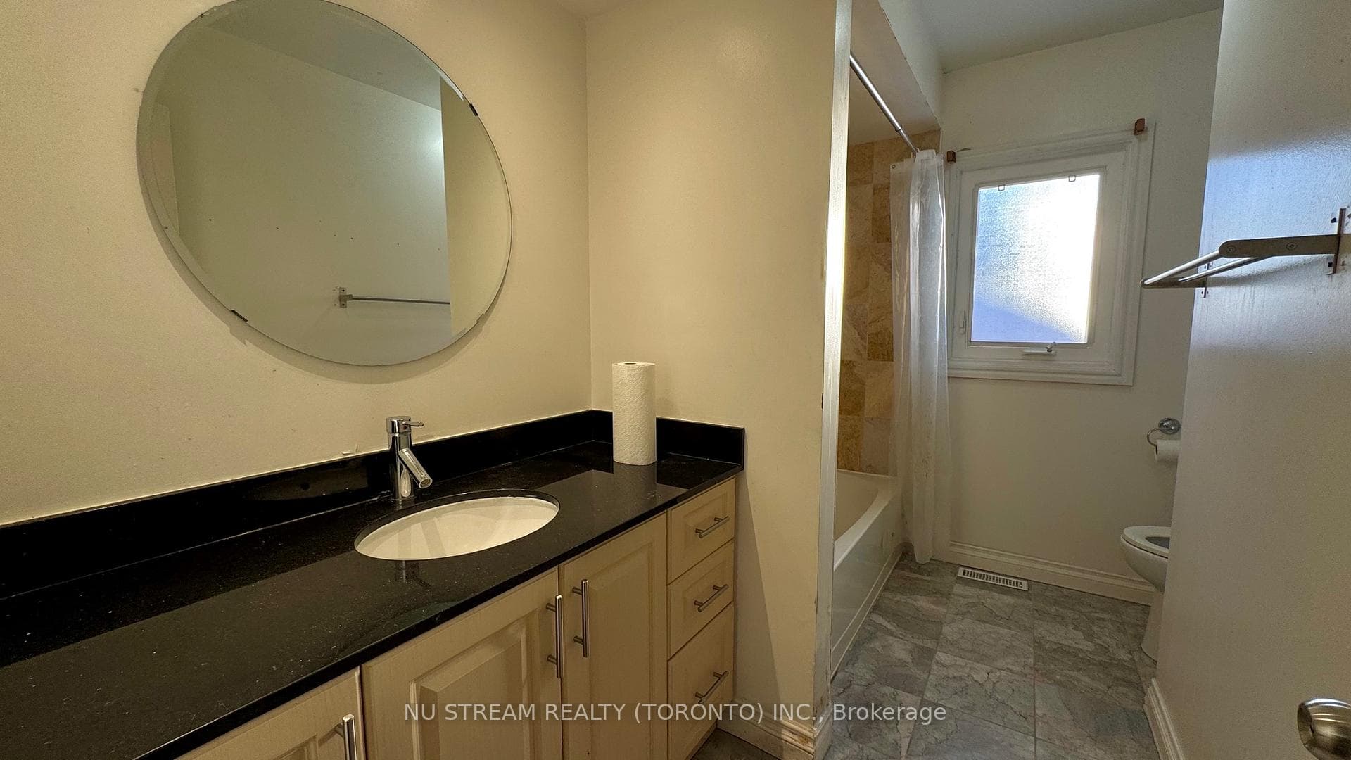 18 Ellingwood Court photo 18