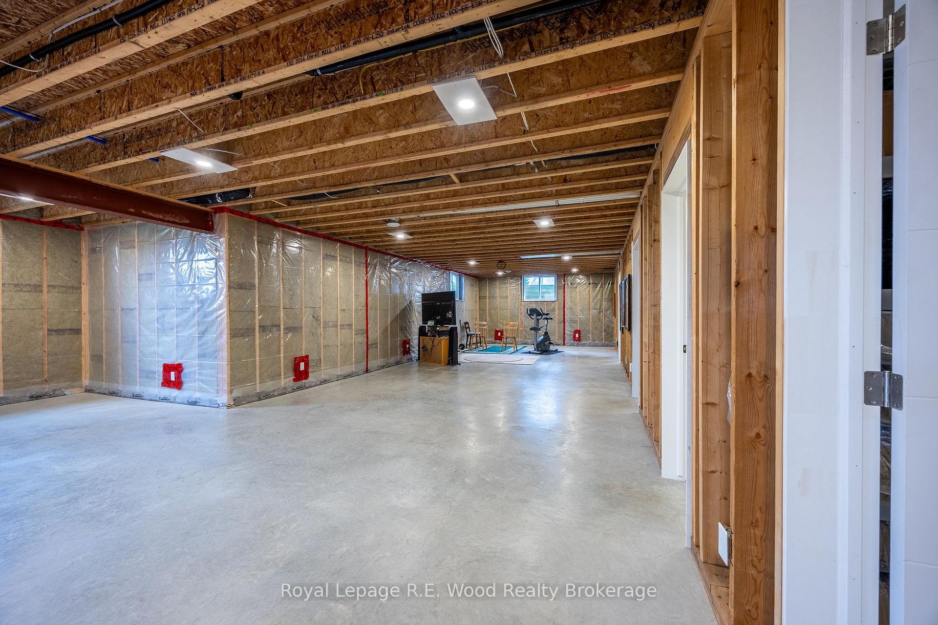26 Millcreek Court photo 33