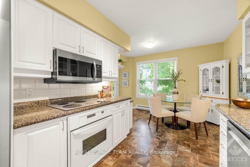 31 DURHAM Unit 203 photo 9