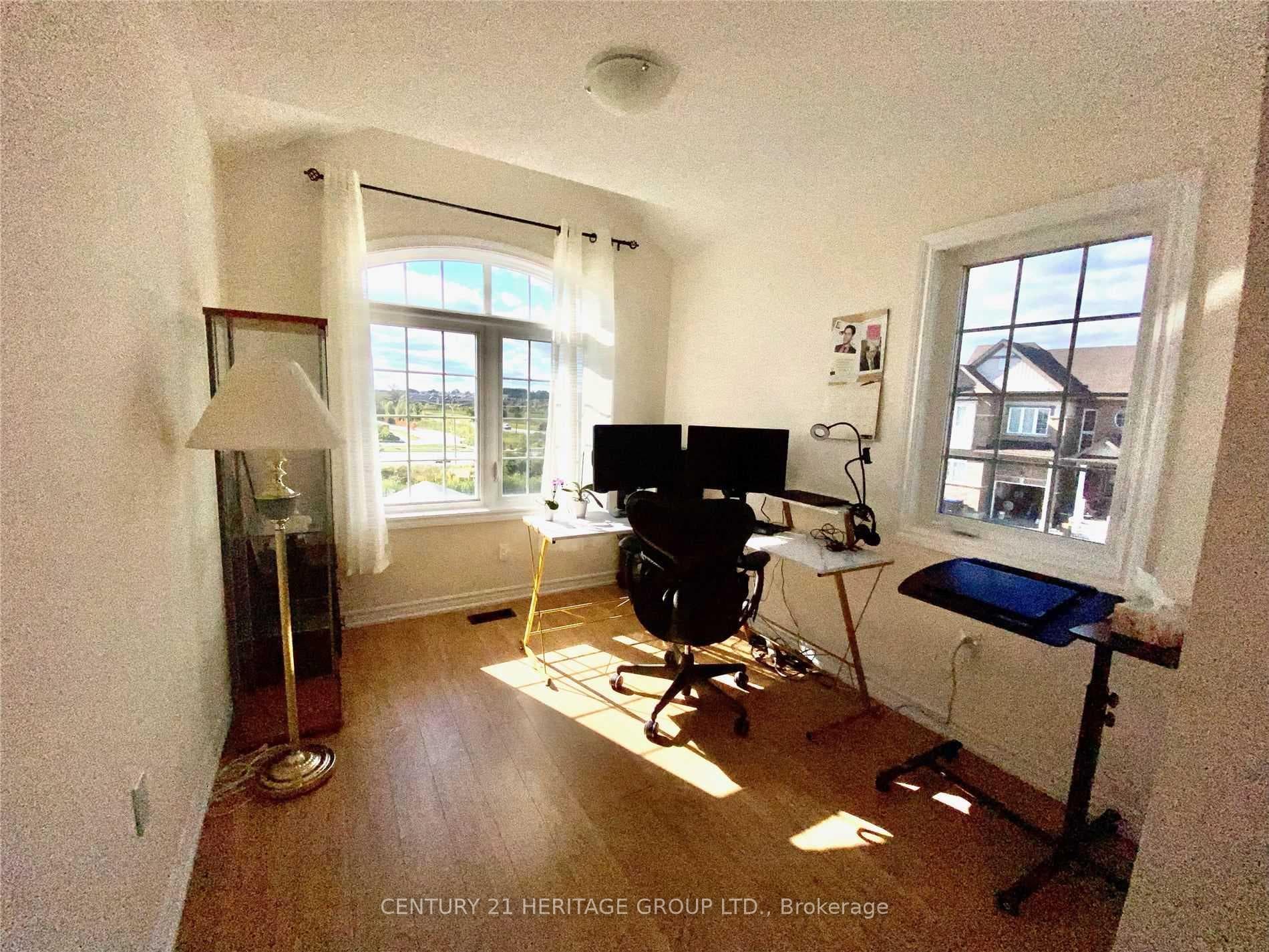 42 Daniele Crescent photo 16