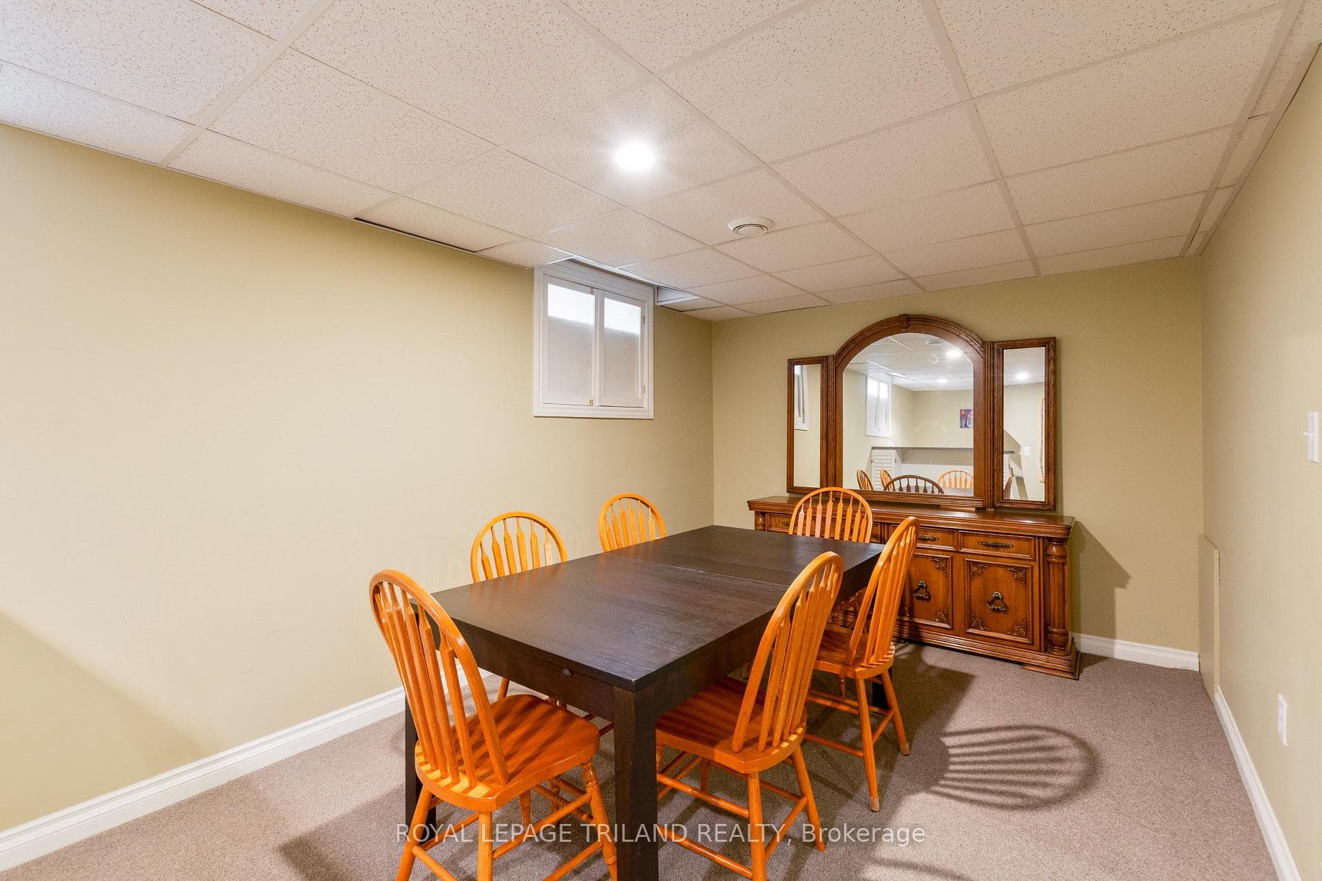725 St Stephens Drive photo 34