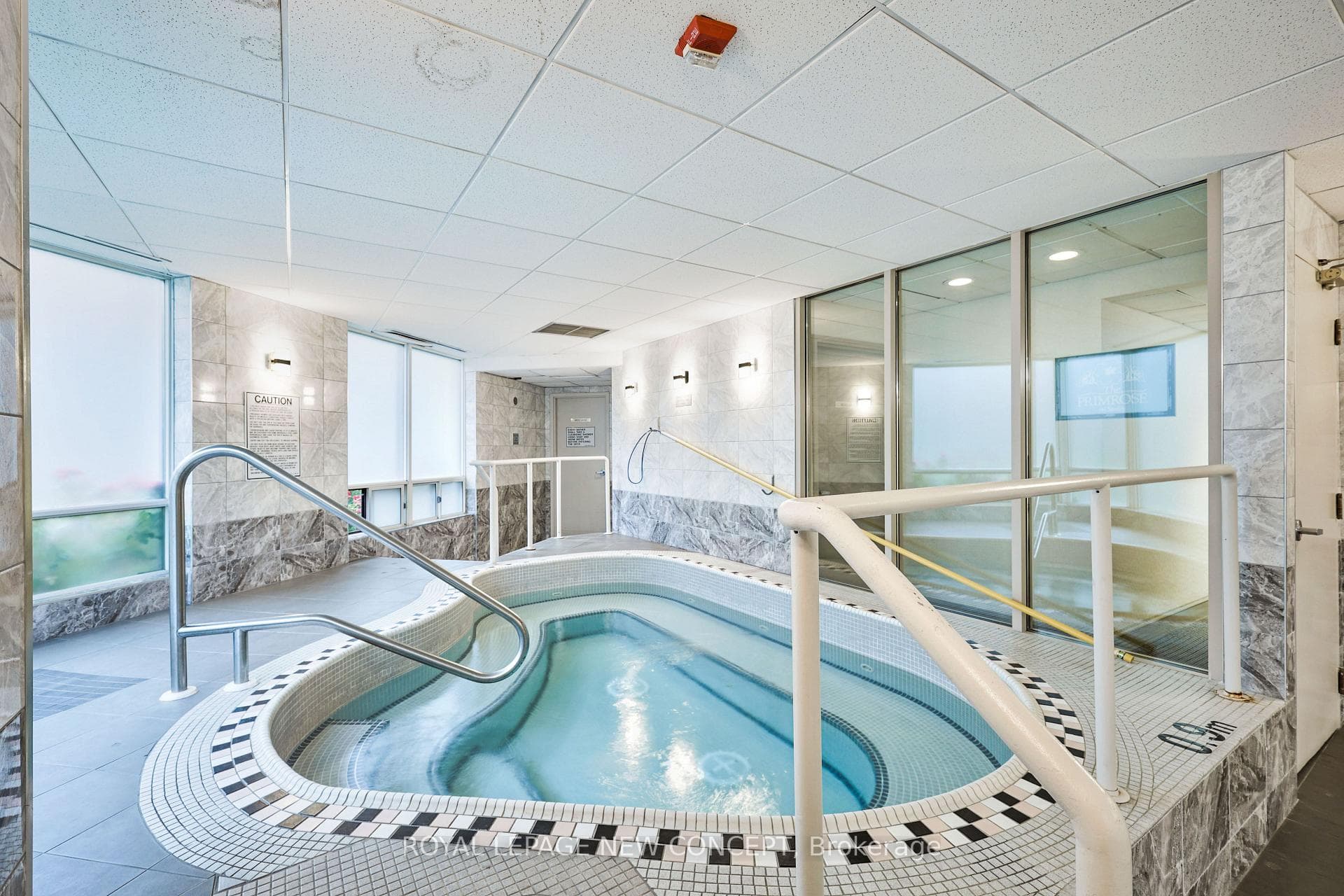 1121 Steeles Avenue Unit 912 photo 28