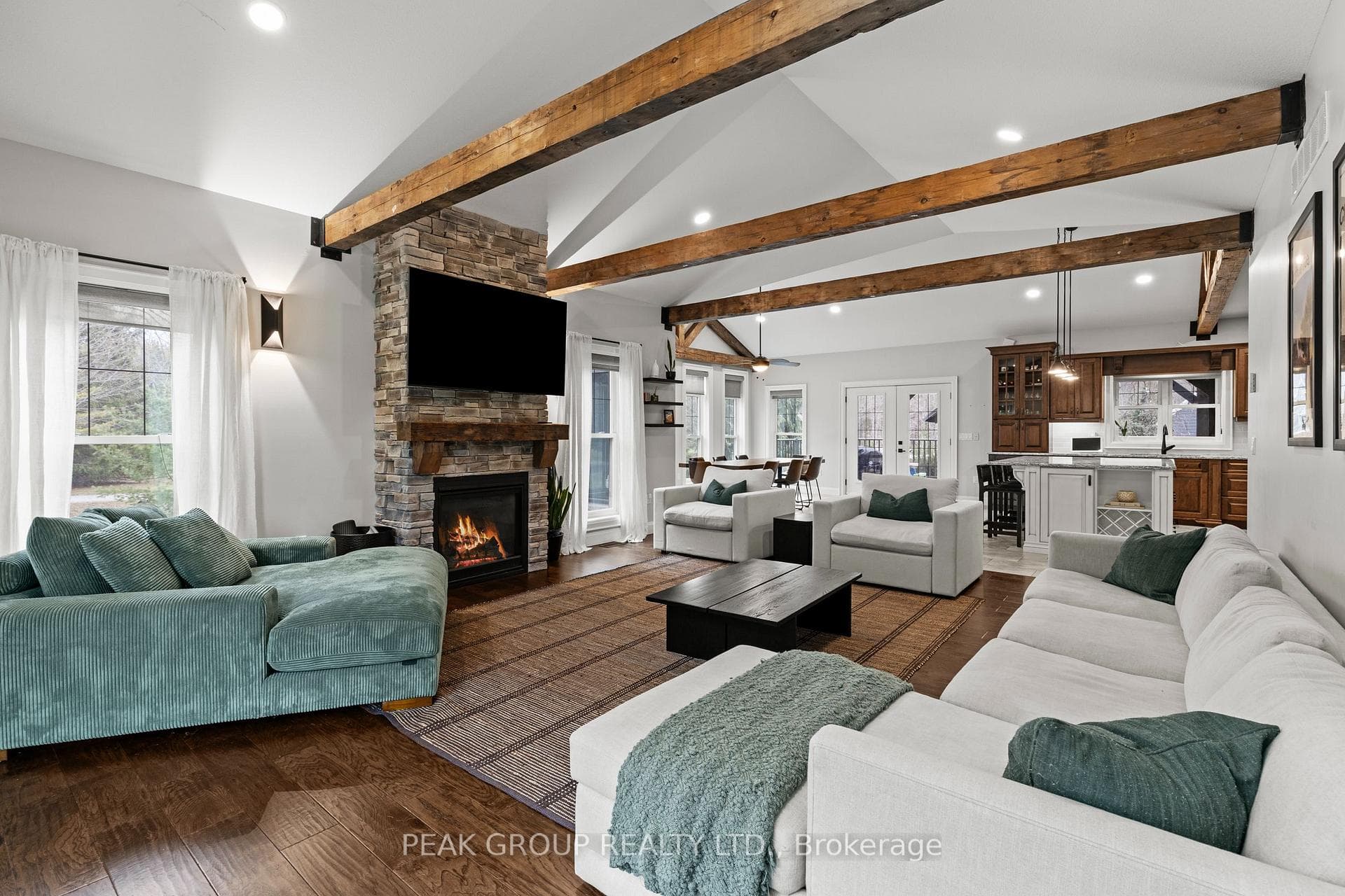 662 Foss Road photo 21