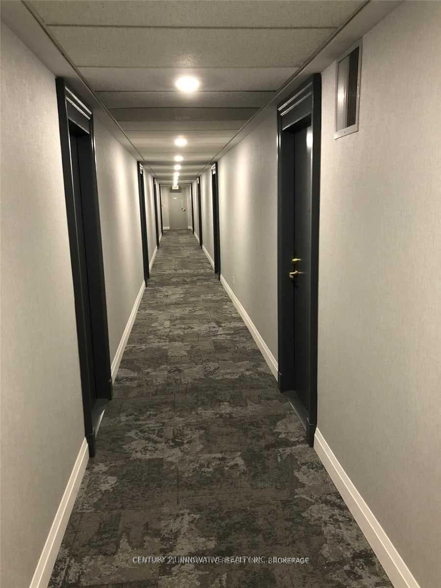 51 Lower Simcoe Street Unit 628 photo 3