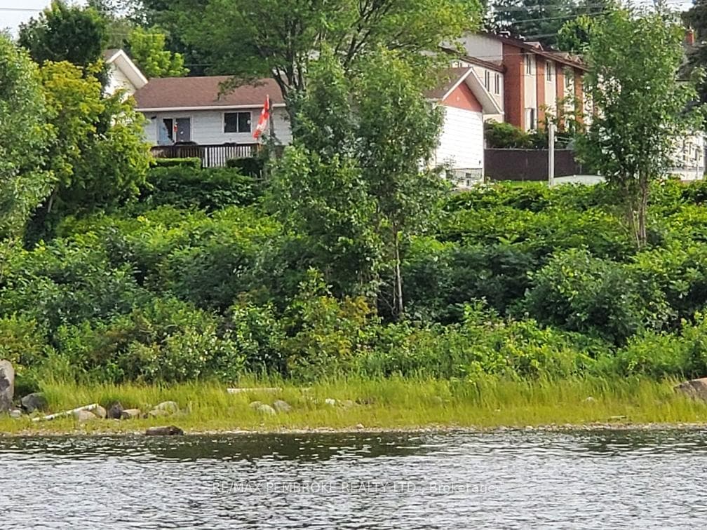 Imagine kayaking on the river up to your house