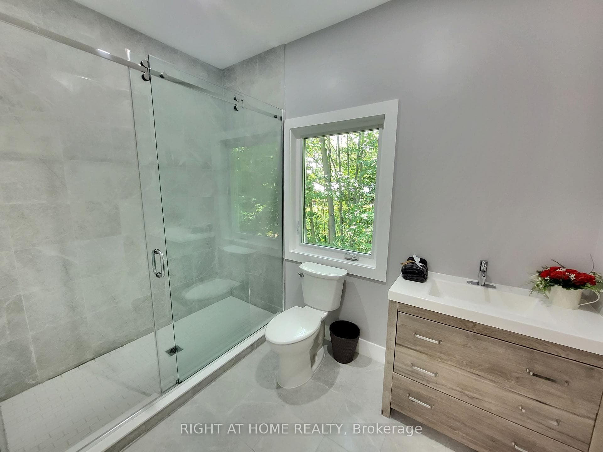 187 Lakeview Drive photo 18