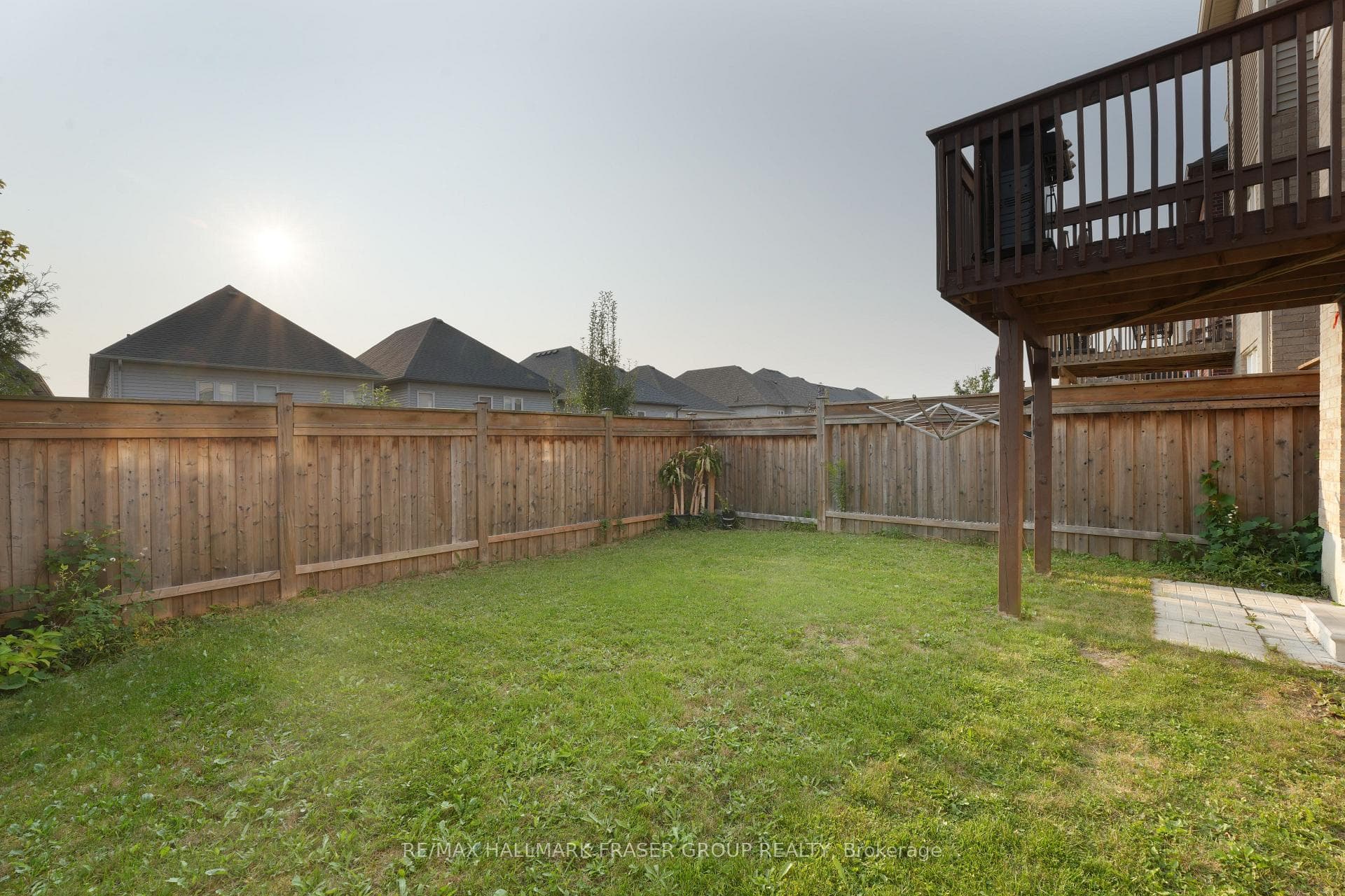 1800 Silverstone Crescent photo 37