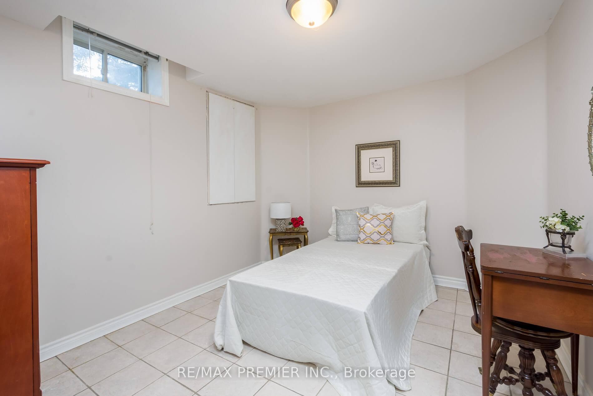 2 Lois Drive photo 34