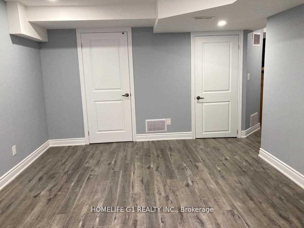 11 Ledger Point Crescent photo 5