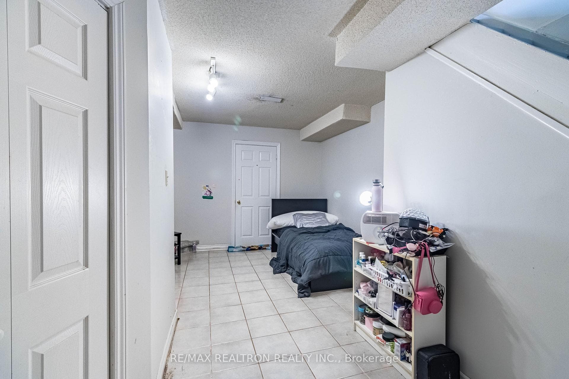608A Northcliffe Boulevard photo 32