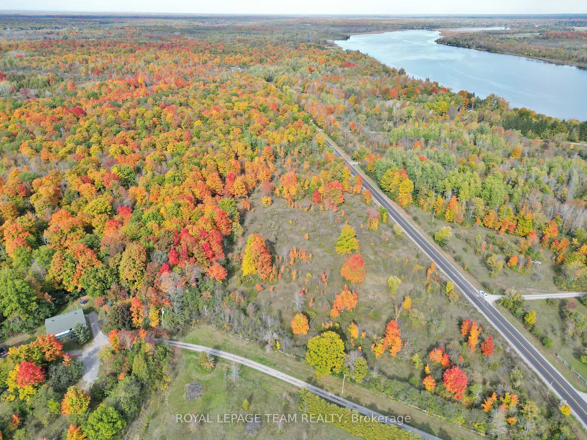 688 Rideau River Road photo 5