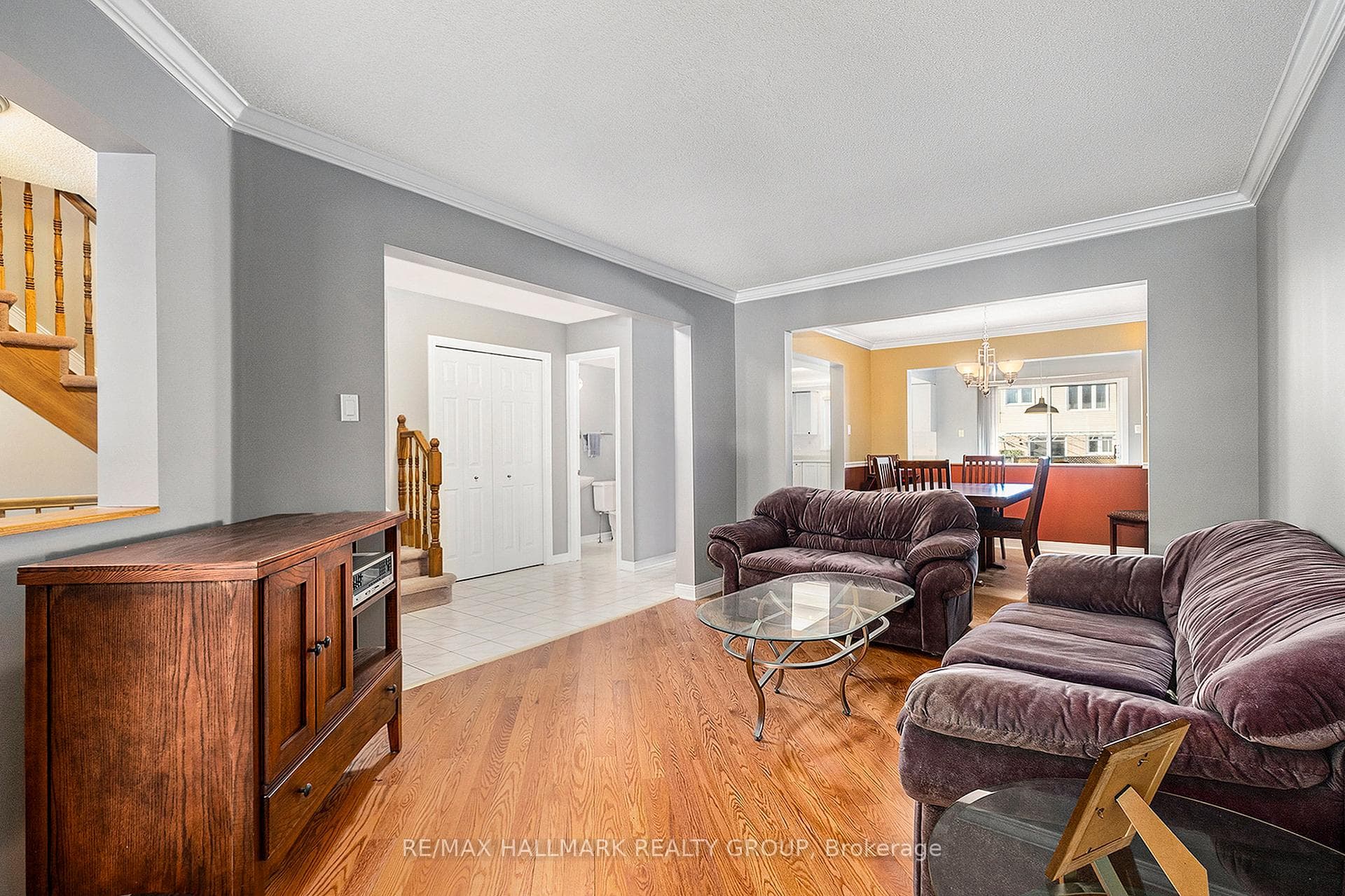 64 Grenadier Way photo 5