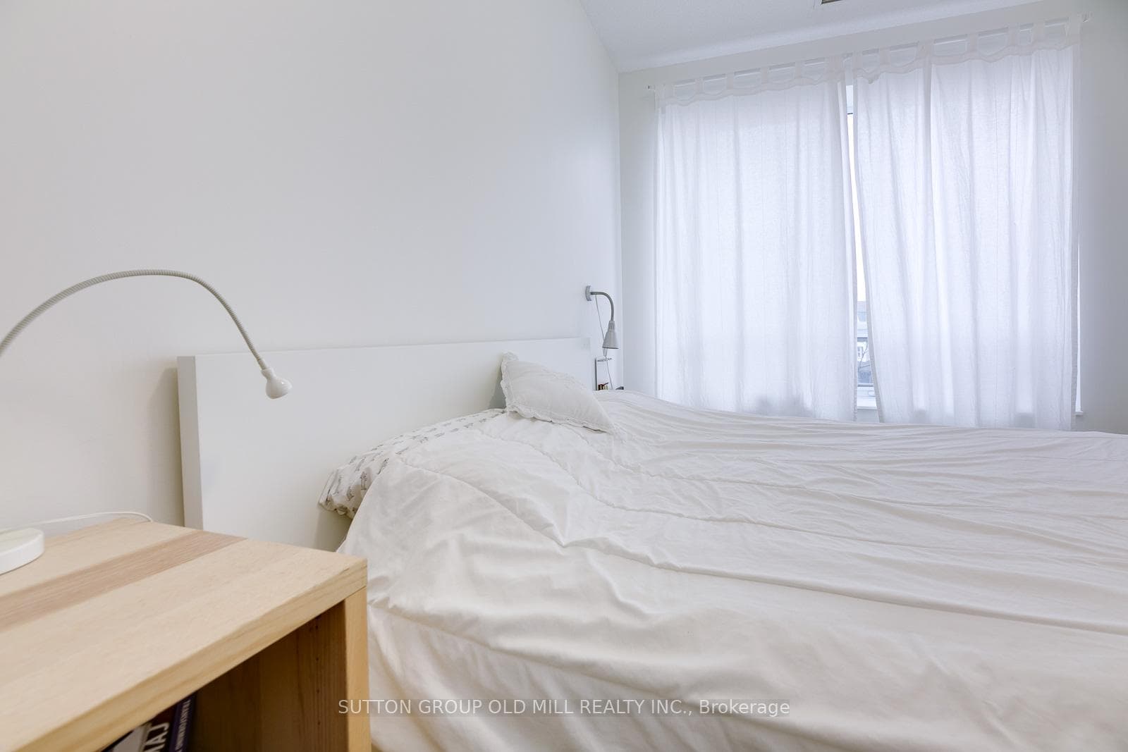 61 Heintzman Street Unit 308 photo 13