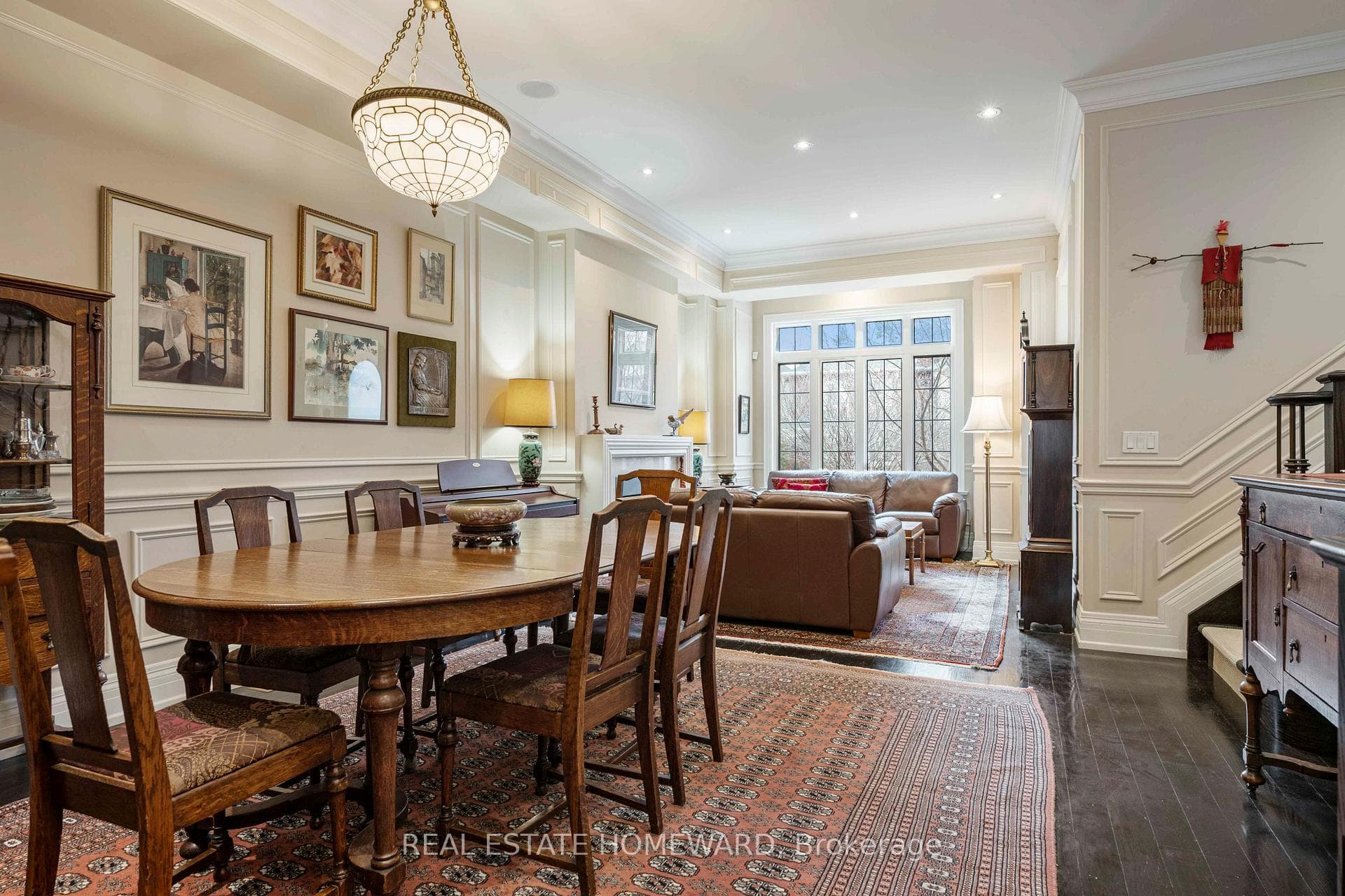 329 Cranbrooke Avenue photo 8
