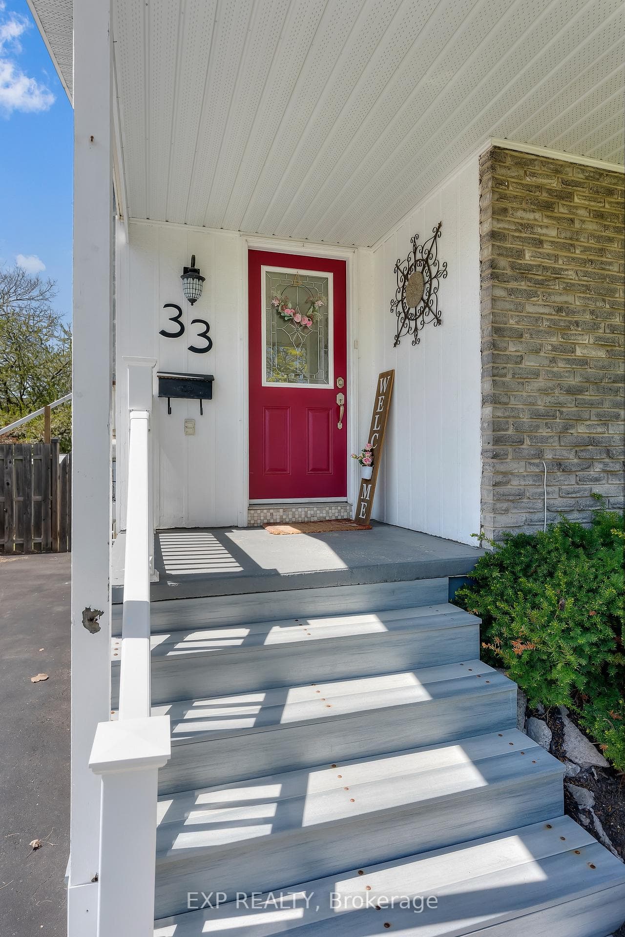 33 Stanmary Drive photo 2
