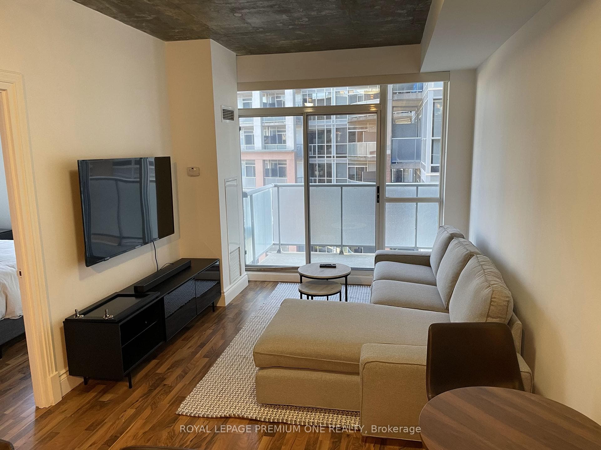 1005 King Street Unit 704 photo 1
