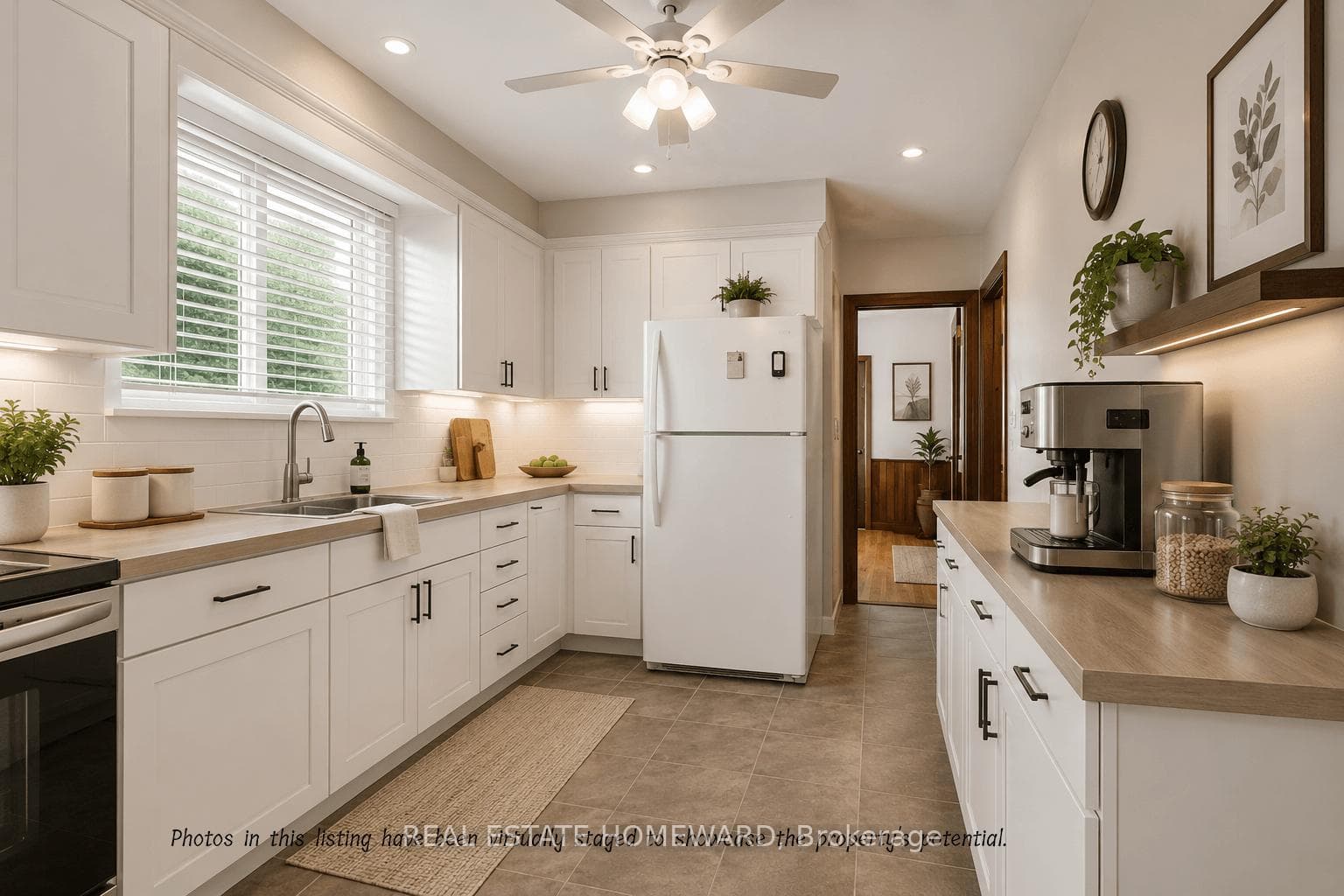 94 Rochman Boulevard photo 8