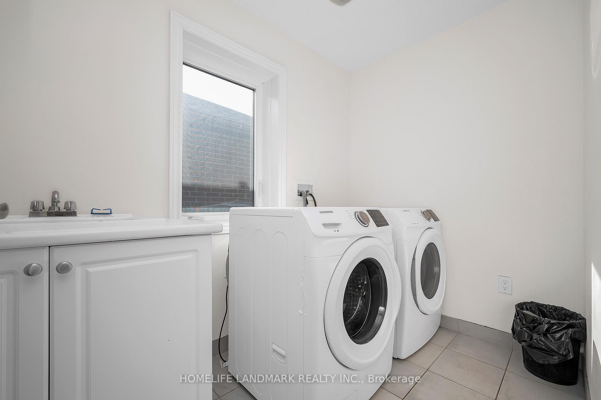8 Dougherty Court photo 32