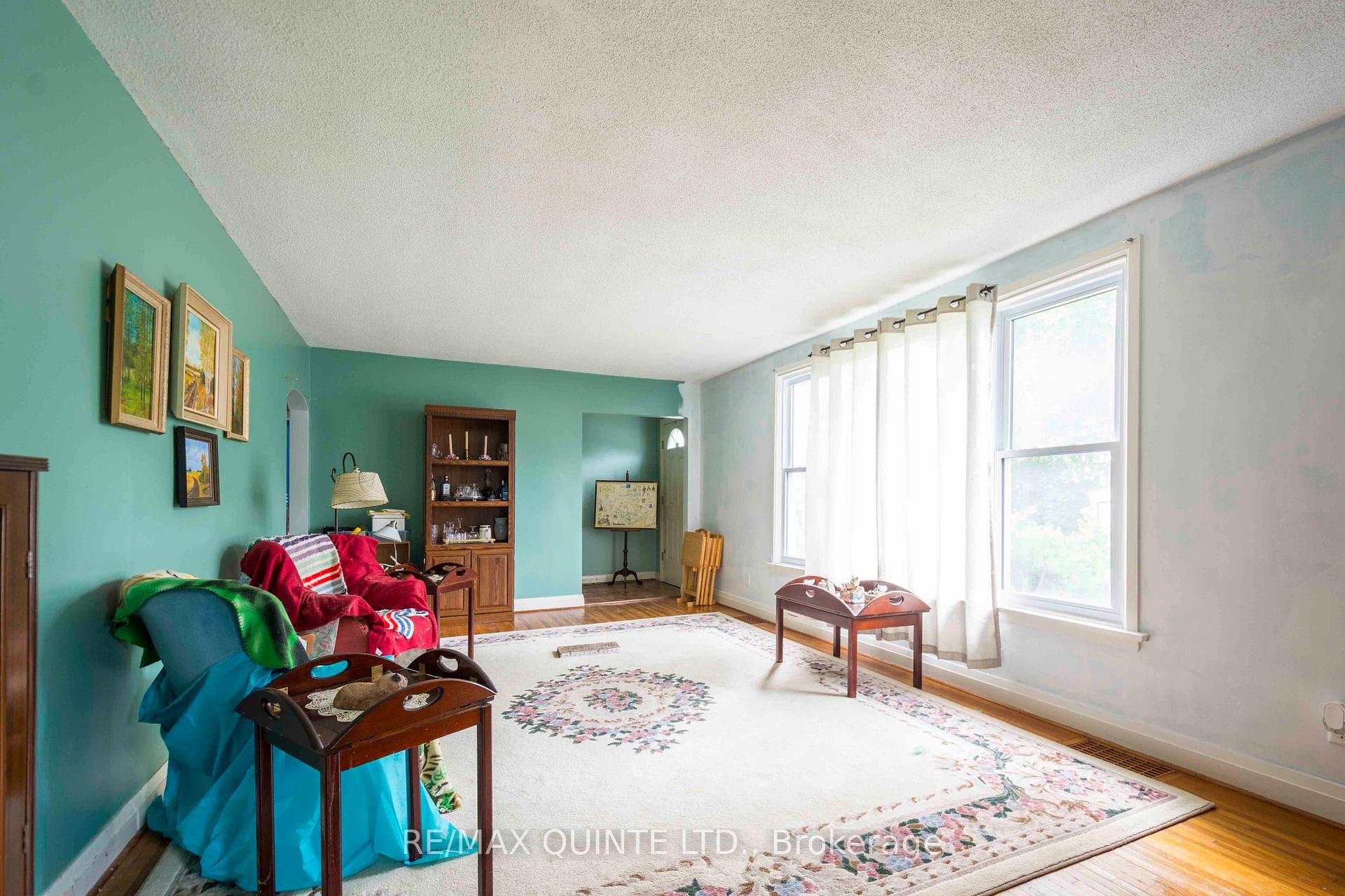 68 Maple Drive photo 4