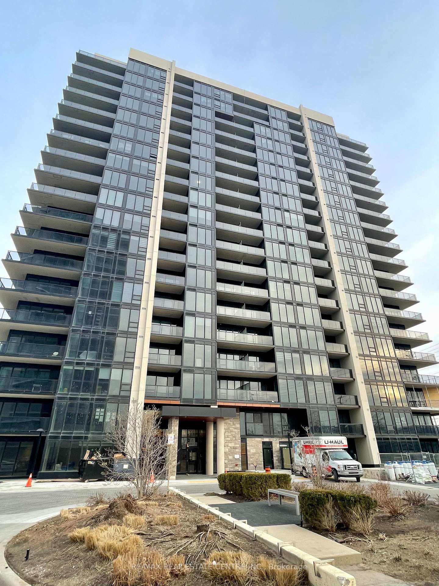 1035 Southdown Road Unit 1606 photo 1