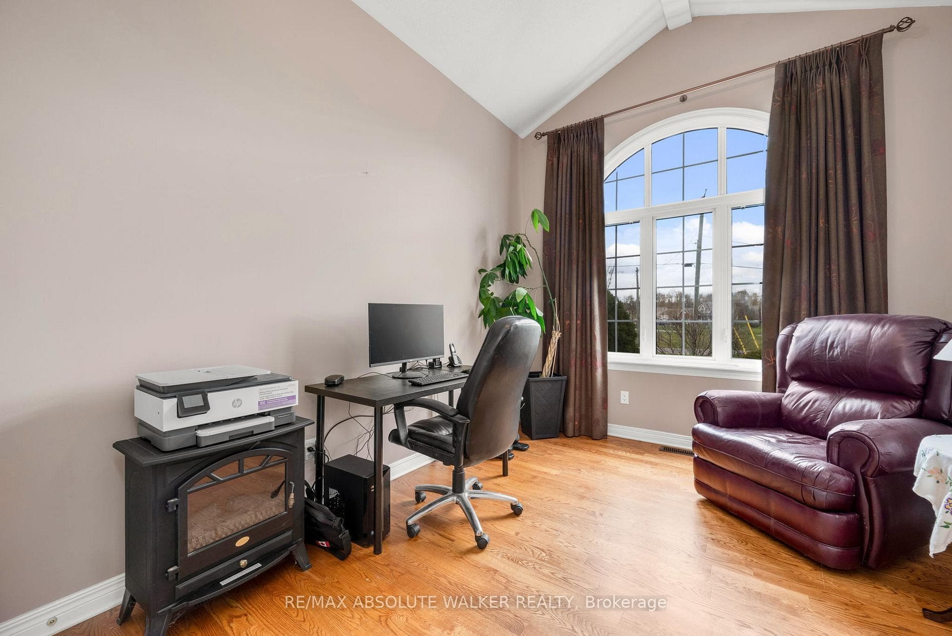 160 Duncan Drive photo 8