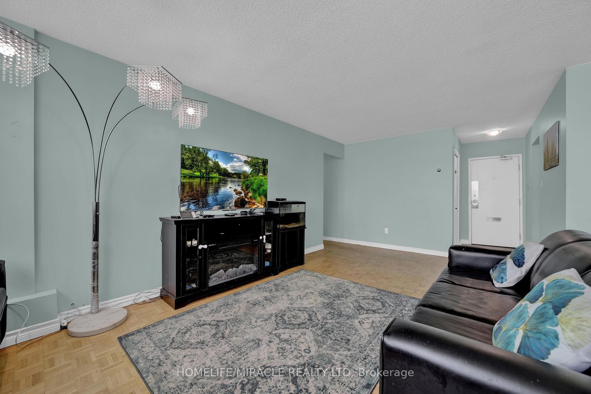 551 The West Mall Avenue Unit 1102 photo 7