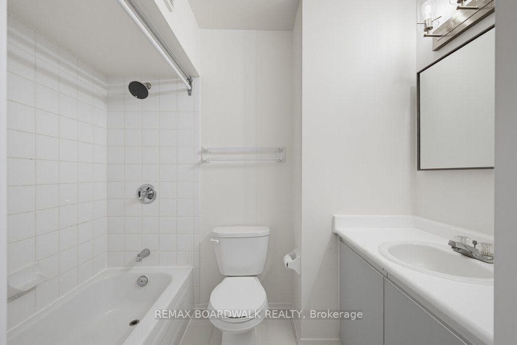 250 Brittany Drive Unit 207 photo 17